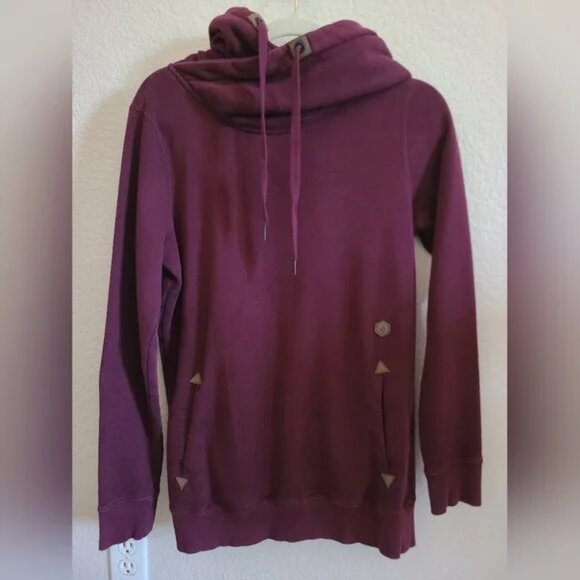 Volcom Tower Pullover Fleece Hoodie in Merlot - Picture 4 of 9